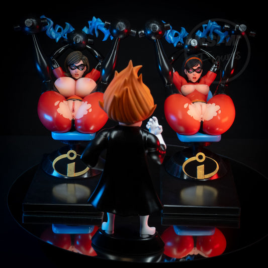 Hero Captive diorama