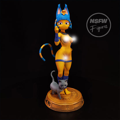 Egyptian cat standing